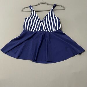 Striped Tankini Swim Top 14/16 NWT BloomChic